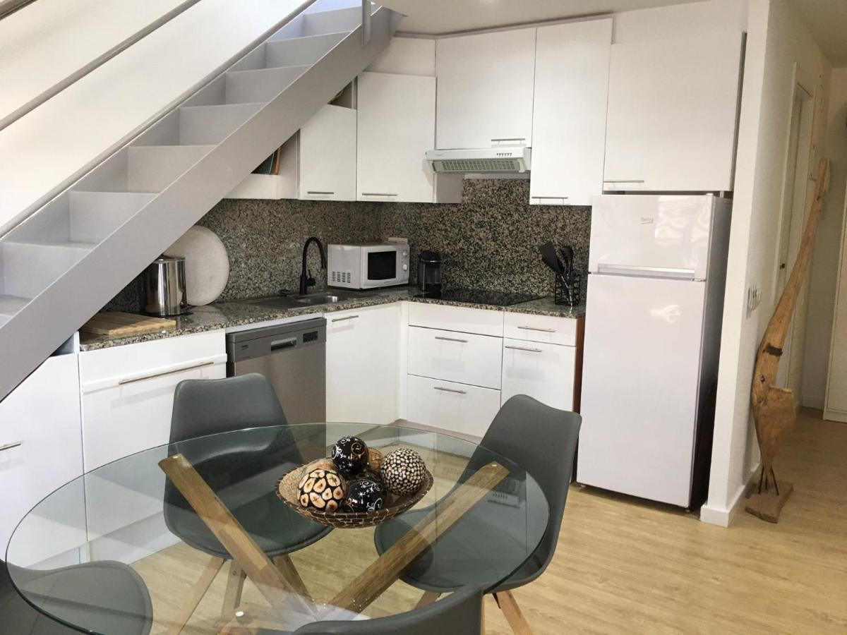 Superbe Appartement Avec Solarium Et Piscine Communautaire Roses Dış mekan fotoğraf