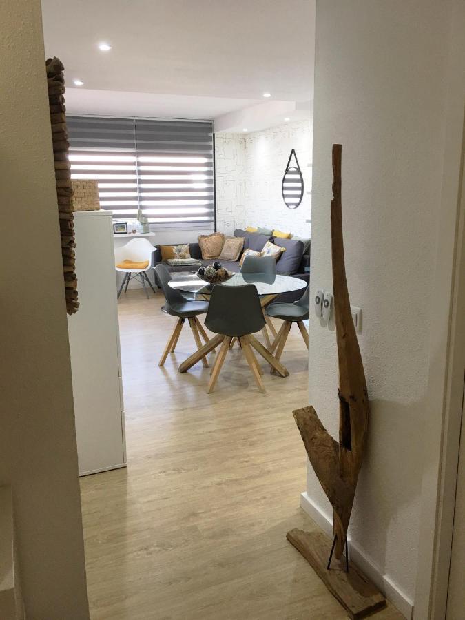 Superbe Appartement Avec Solarium Et Piscine Communautaire Roses Dış mekan fotoğraf