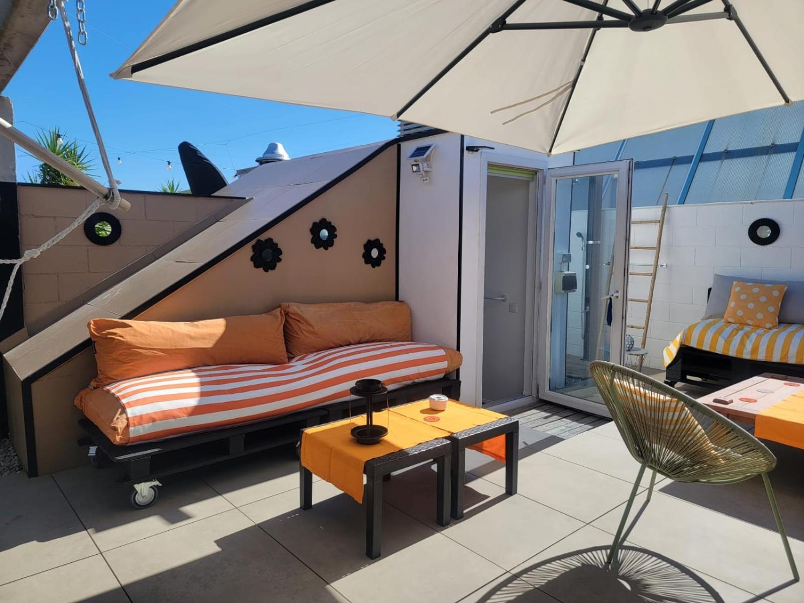 Superbe Appartement Avec Solarium Et Piscine Communautaire Roses Dış mekan fotoğraf