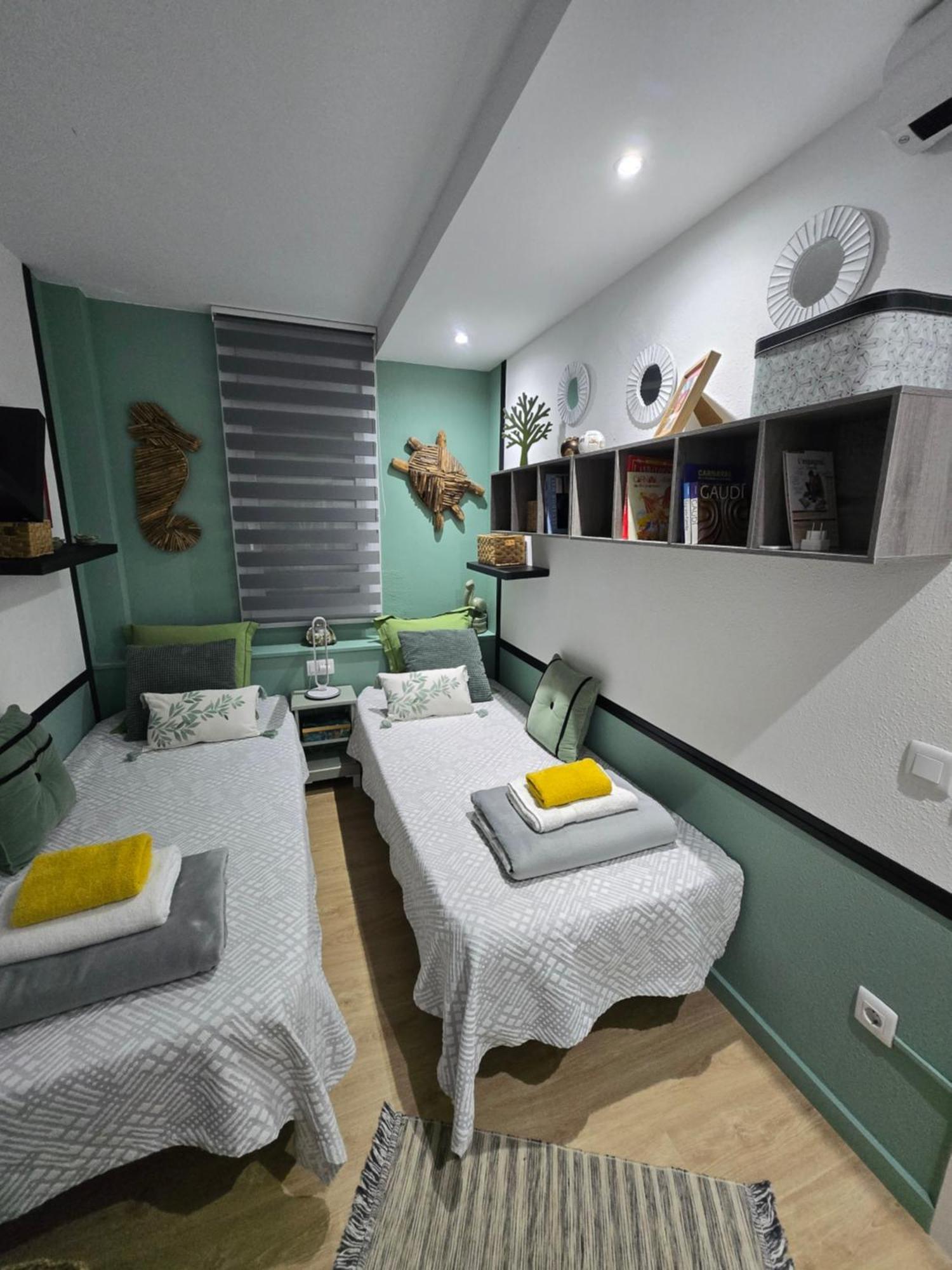 Superbe Appartement Avec Solarium Et Piscine Communautaire Roses Dış mekan fotoğraf